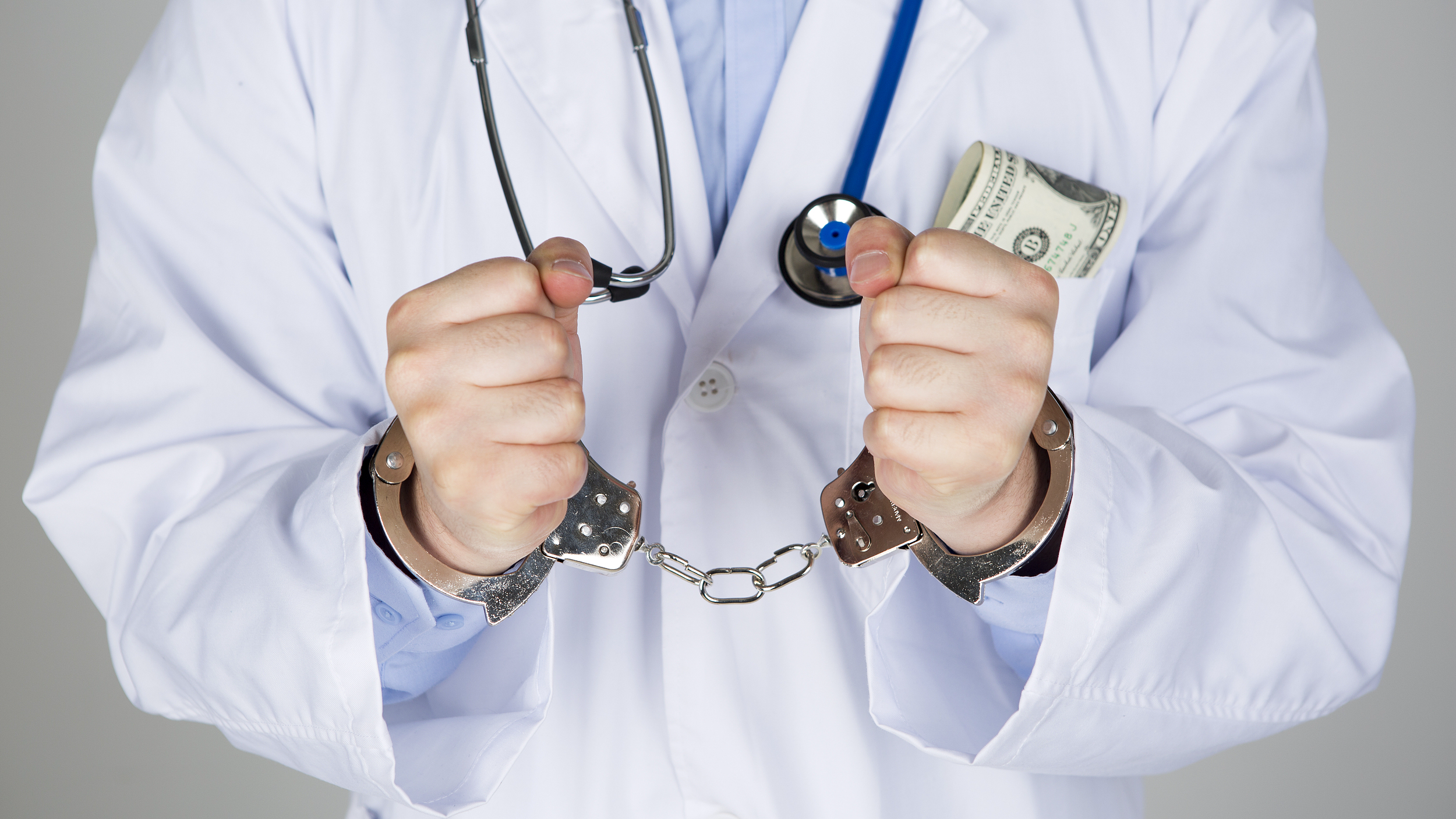 铜川预防医保套现(如何防止医疗保险被滥用)