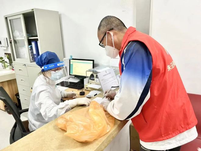 铜川24小时高价回收医保(24小时高价回收医保医保套出)